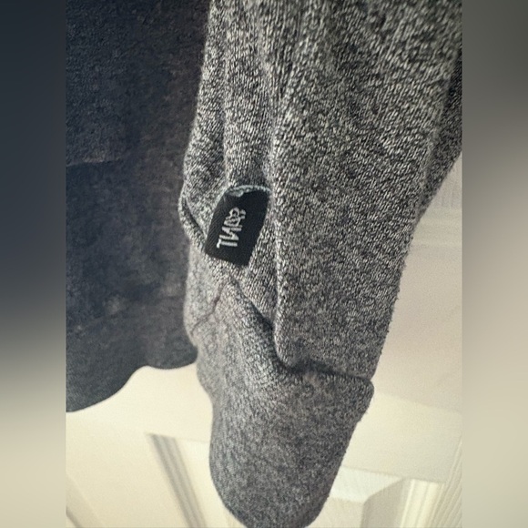 TNA Aritzia grey black long sleeve top size small shirt casual-see photos - Picture 3 of 8